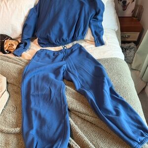 Women's Blue Sweatpants and Sweatshirt Set